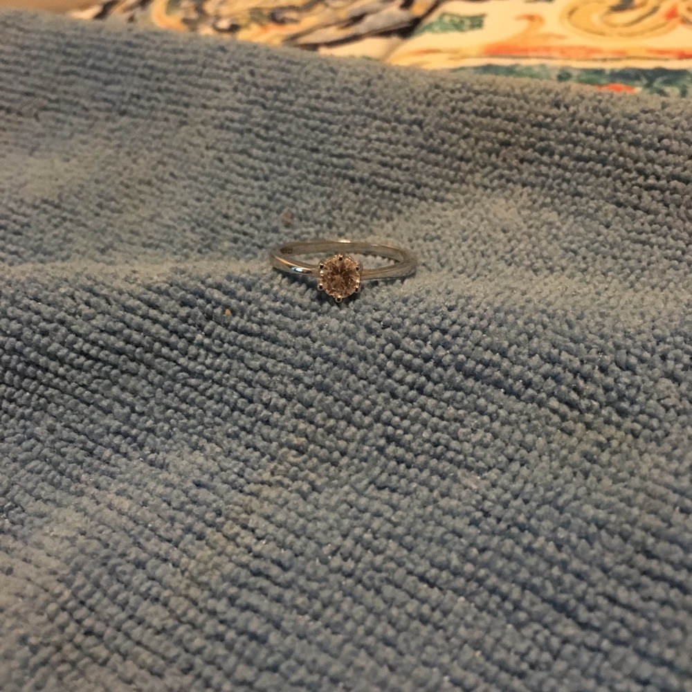 Single solitaire (CZ)